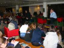 Utopiales 2003<BR>Christian Grenier et Francis Valery rencontrent une classe<BR>